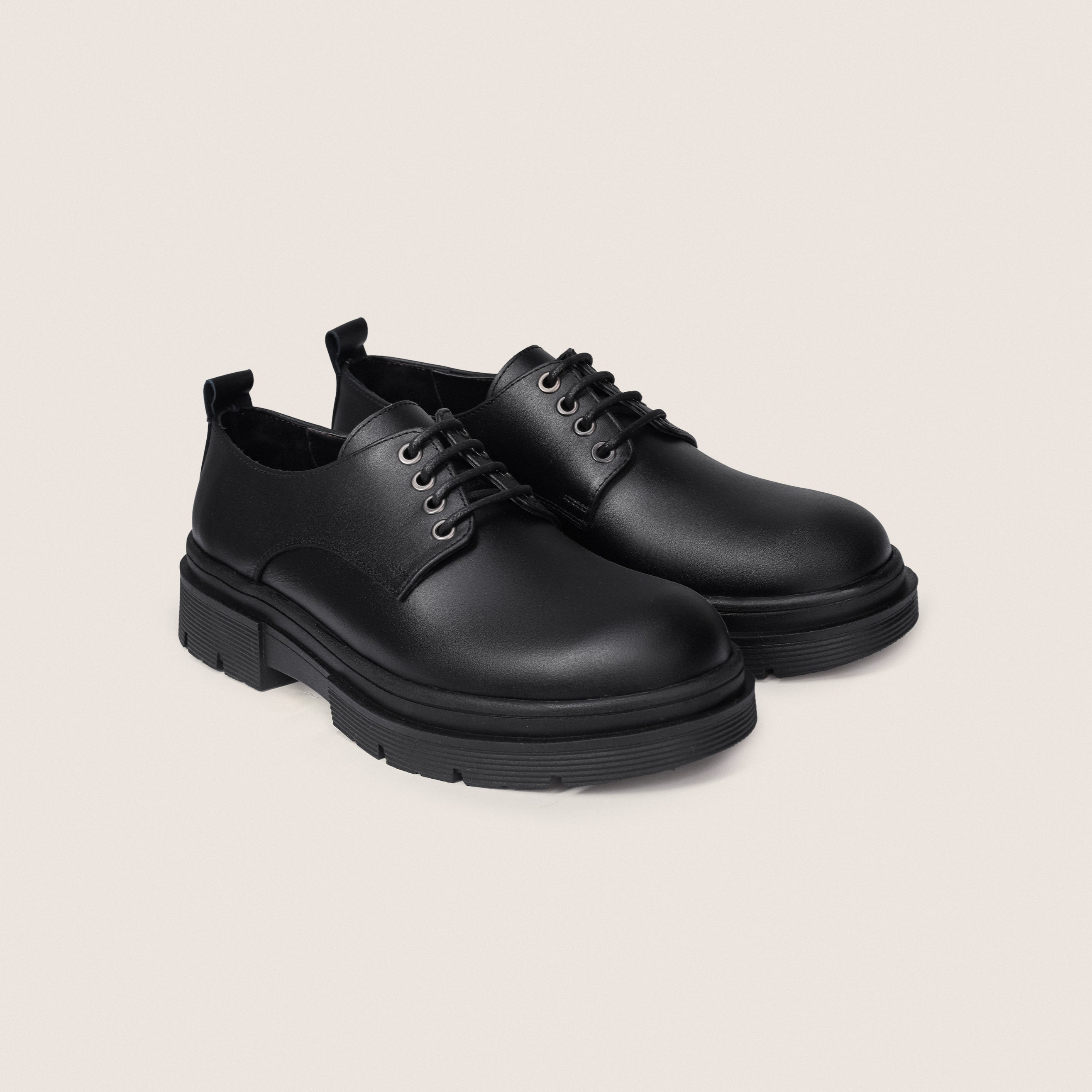 Alma Plain Black