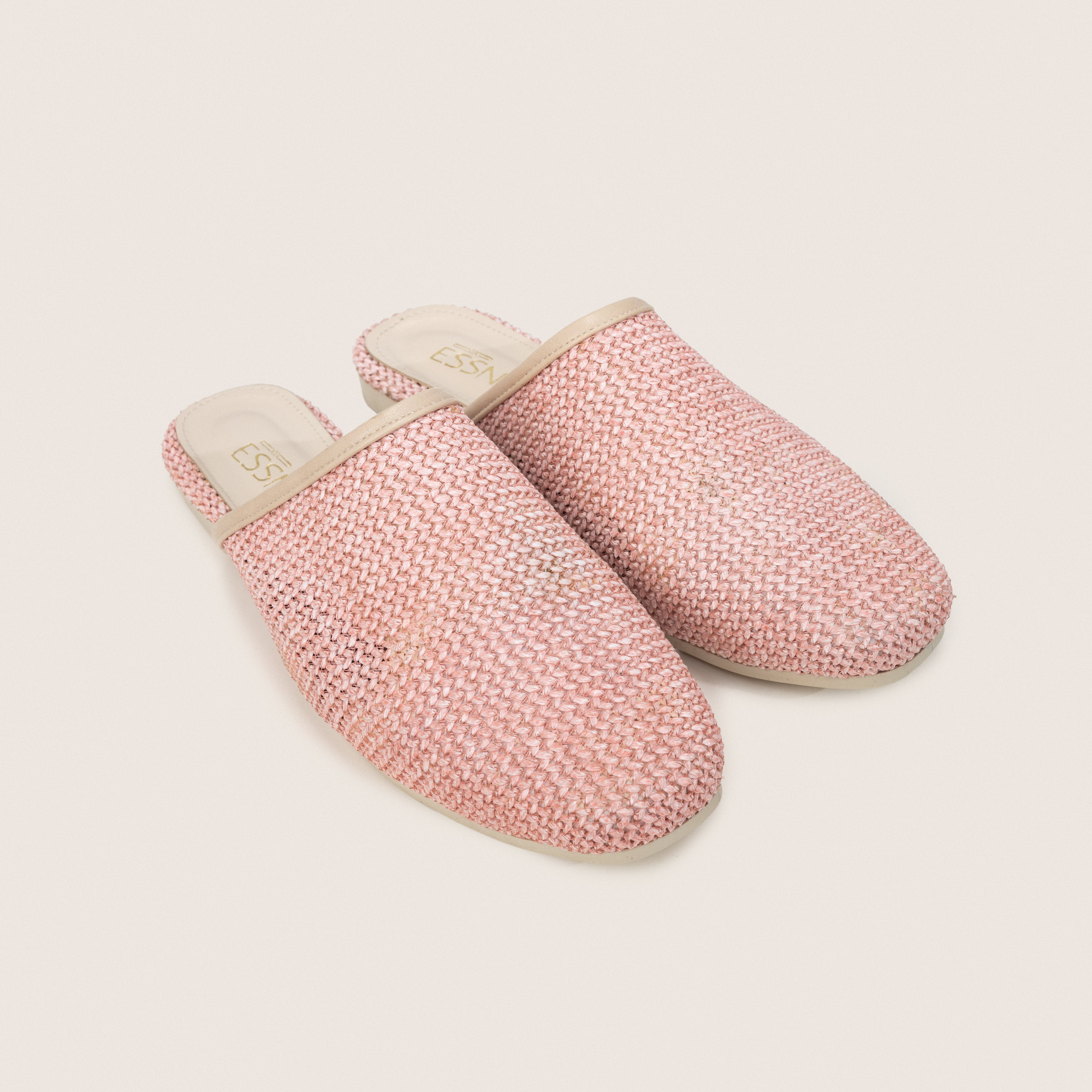 Raffia Mules in Pink