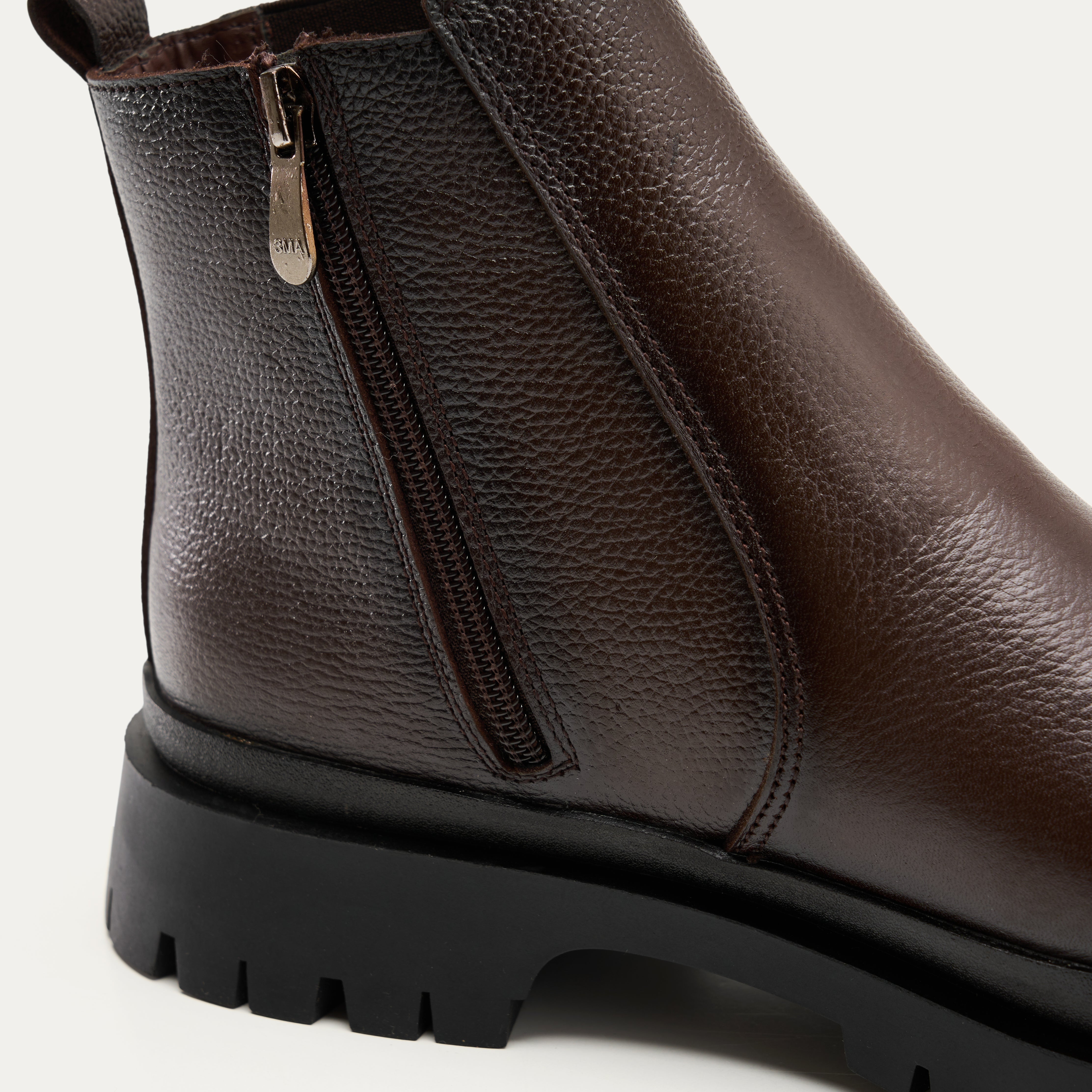 Zipper Leather Boots in Brown