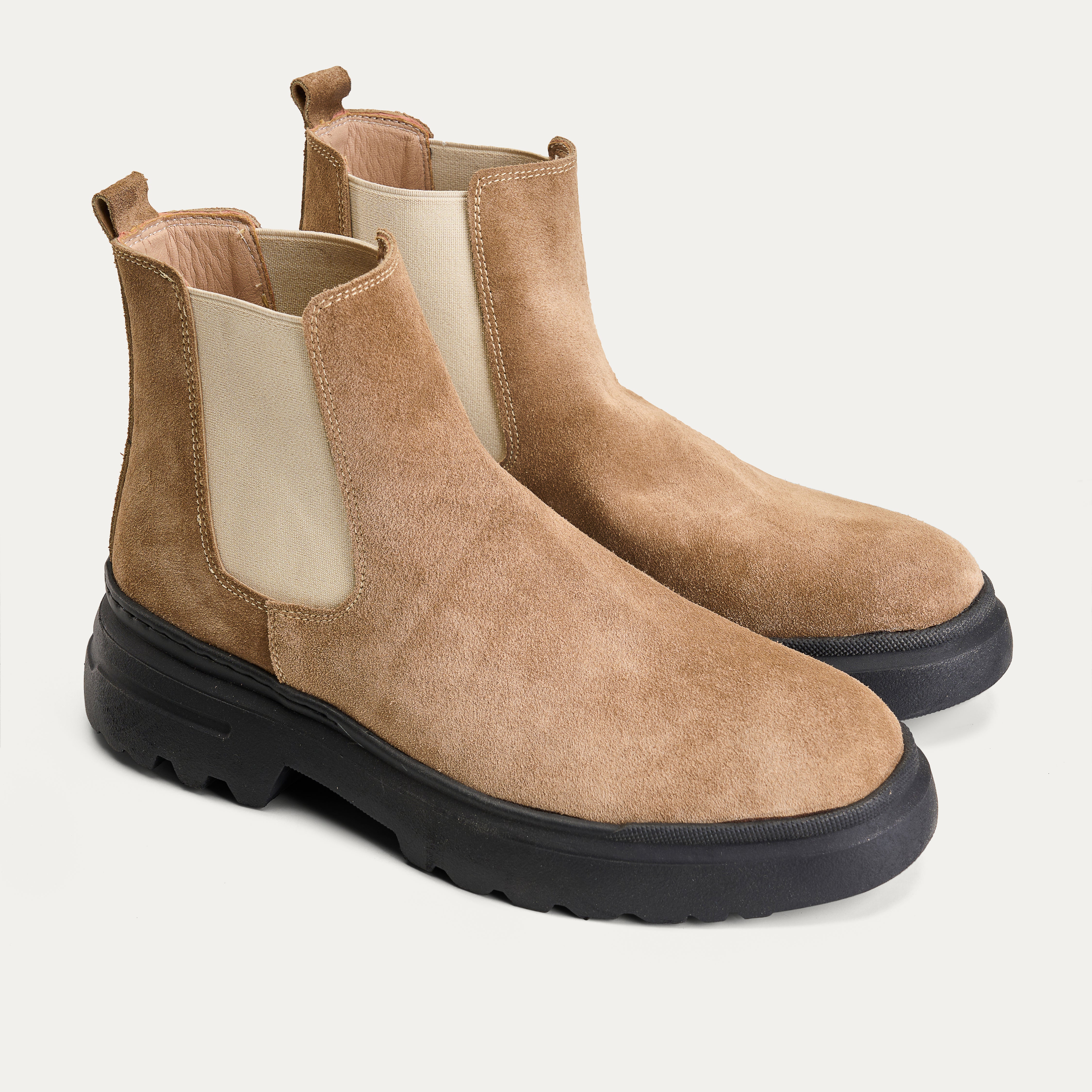 Chakkar Suede in Beige