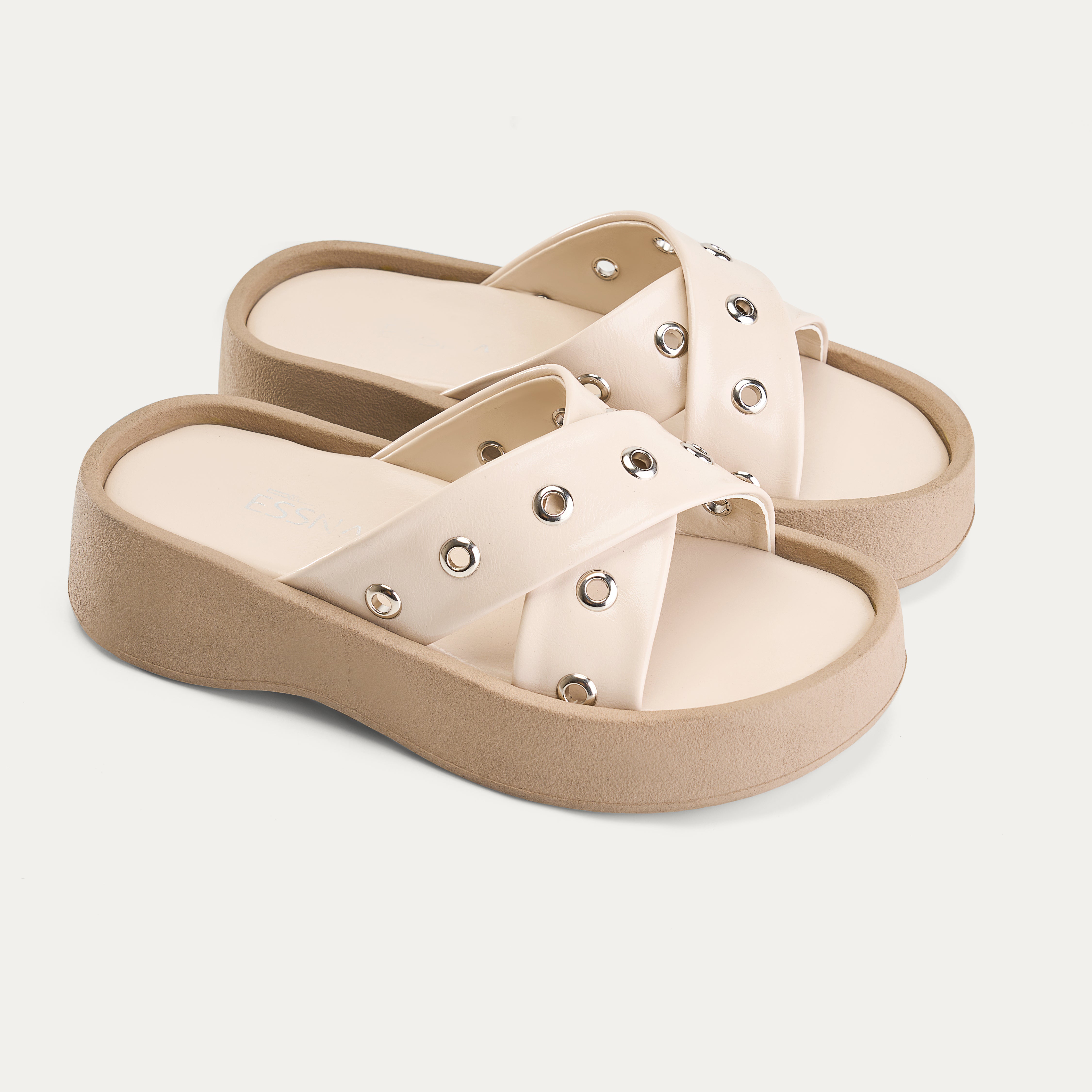 The ES7 Slides in Beige