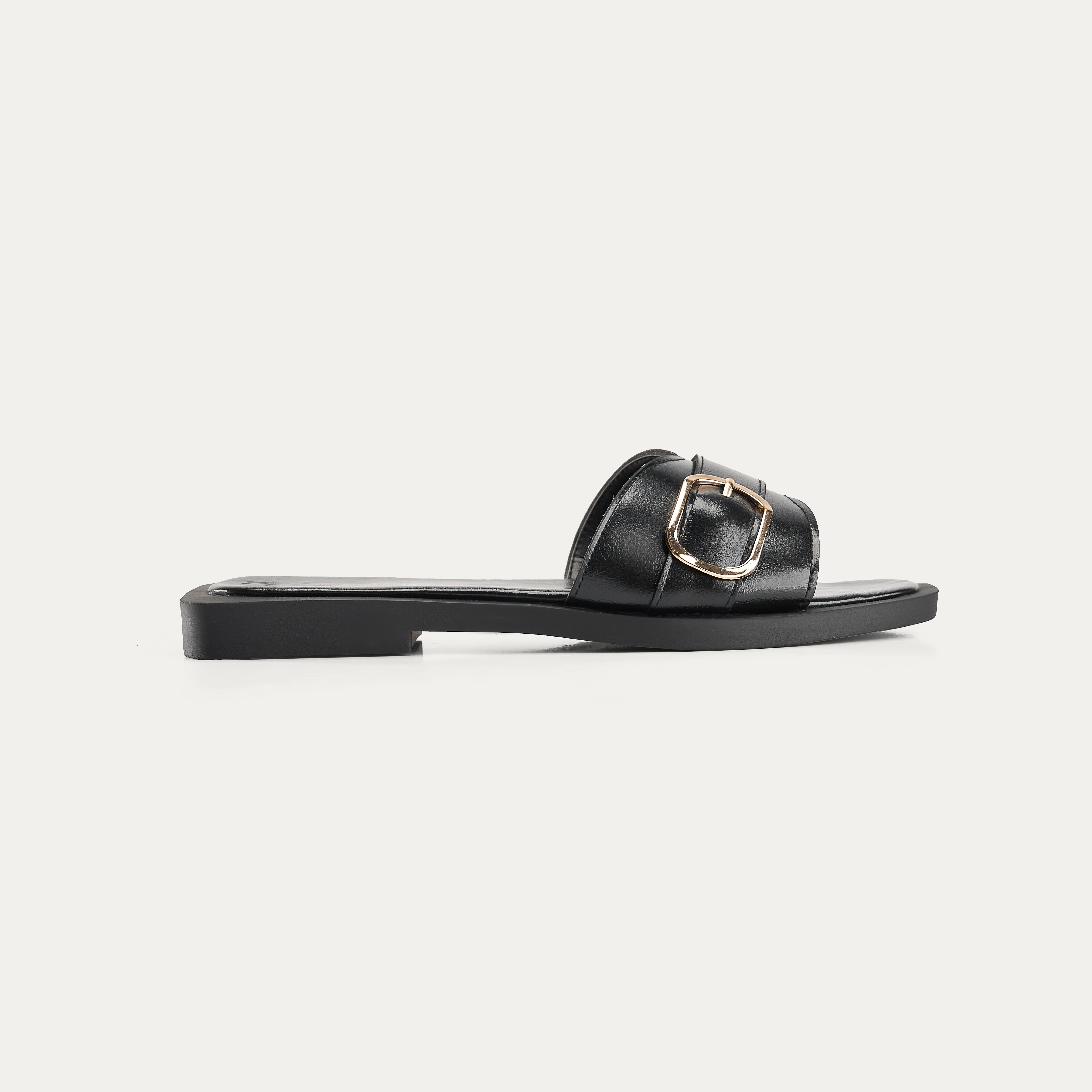 The ES10 Slides in Black